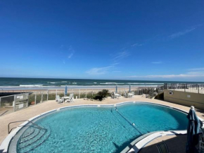 Cozy Ocean Condo with Pool Small Dog Friendly